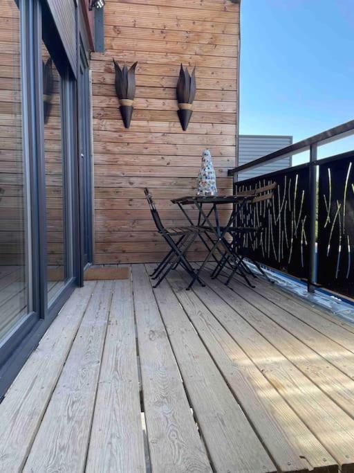 "Le Relax" - Velaux Appart Climatise - 6 Pers Avec Terrasse A 15 Min Plage Et Aeroport Exterior photo
